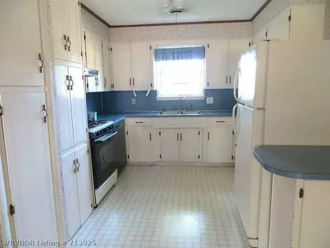 2311 N 8th St, Fort Smith, AR 72904 photo 2