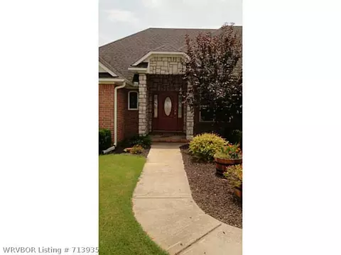 2505 Joyce Dr, Lavaca, AR 72941 photo 2