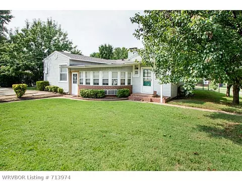 2420 S M St, Fort Smith, AR 72901 photo 1