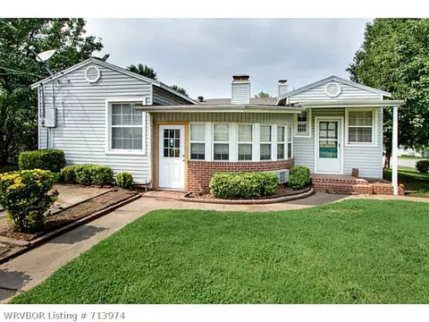 2420 S M St, Fort Smith, AR 72901 photo 17