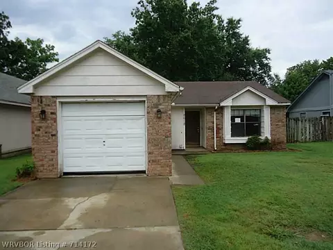 8612 Southridge Dr, Fort Smith, AR 72908 photo 1