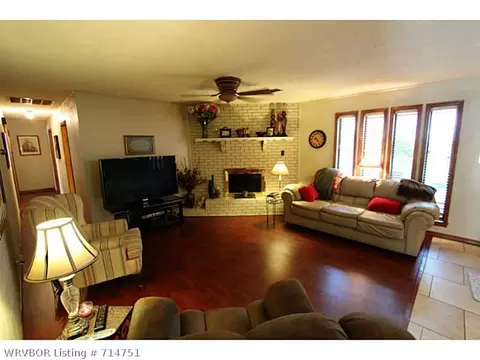 3201 S 27th St, Fort Smith, AR 72901 photo 2