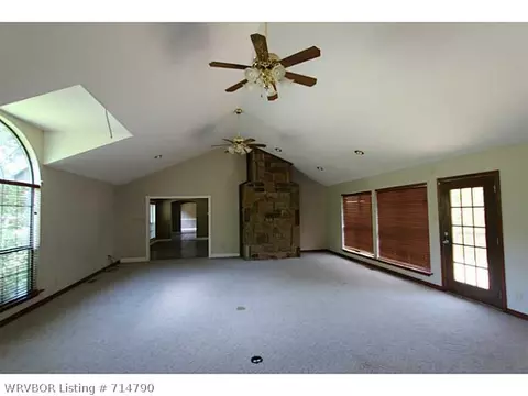 829 Riverview Dr, Alma, AR 72921 photo 5