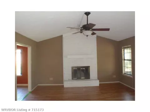 9015 Urban View Dr, Fort Smith, AR 72903 photo 2