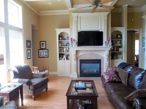 5800 Valley View Dr, Fort Smith, AR 72916 photo 4