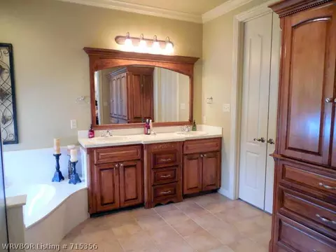 5800 Valley View Dr, Fort Smith, AR 72916 photo 17