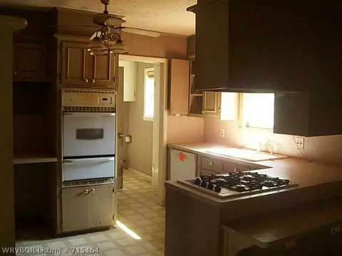 8119 Cypress Ave, Fort Smith, AR 72908 photo 3