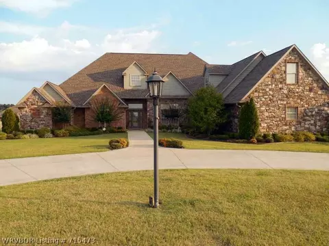 6700 Deerfield Dr, Fort Smith, AR 72916 photo 1