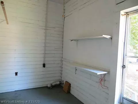 721 Spring St, Alma, AR 72921 photo 9