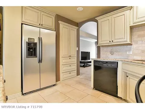 8001 Bridgewood Ln, Fort Smith, AR 72916 photo 10