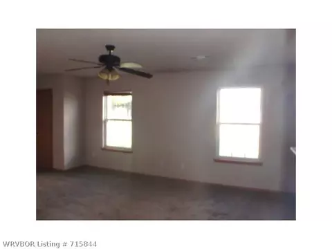 934 Mason St, Fort Smith, AR 72908 photo 3