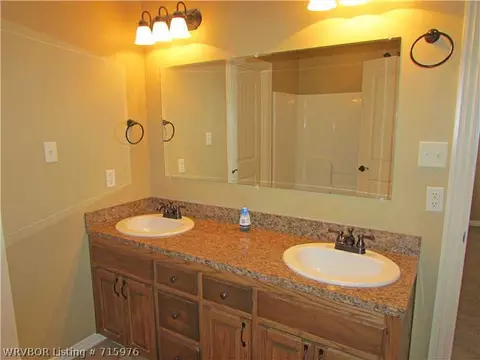 1808 Fairbanks Dr, Barling, AR 72923 photo 10