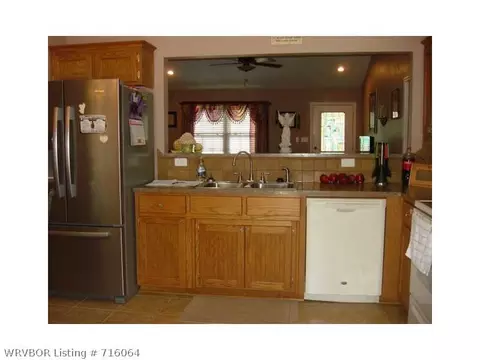 104 Chase, Pocola, OK 74902 photo 9
