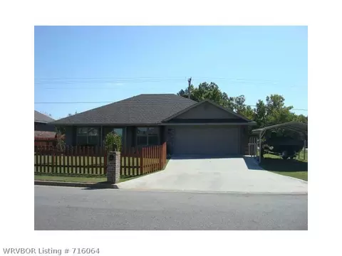 104 Chase, Pocola, OK 74902 photo 1