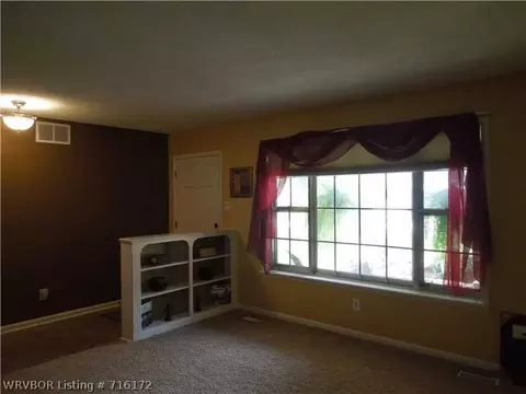 4327 Victoria Dr, Fort Smith, AR 72904 photo 2