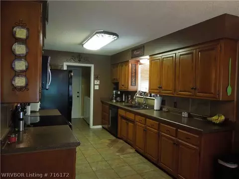 4327 Victoria Dr, Fort Smith, AR 72904 photo 4