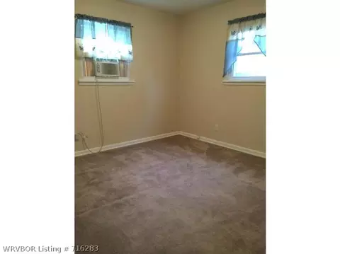 4528 Birnie Ave, Fort Smith, AR 72904 photo 8