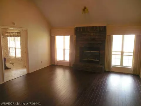10412 Tweed Ln, Fort Smith, AR 72908 photo 4
