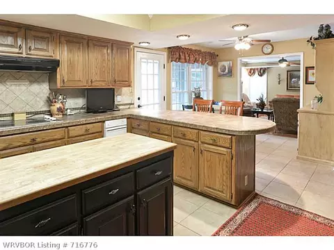 8808 Copper Oaks Ln, Fort Smith, AR 72903 photo 15