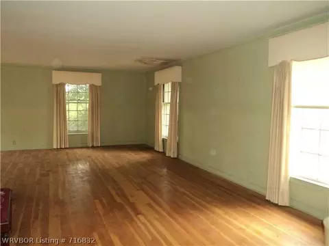 2604 S Dallas St, Fort Smith, AR 72901 photo 3