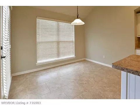 620 Trenton Dr, Fort Smith, AR 72901 photo 10