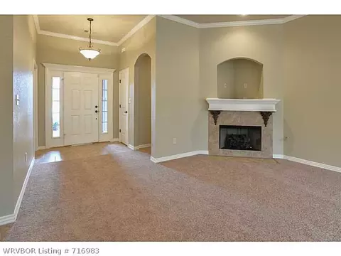 620 Trenton Dr, Fort Smith, AR 72901 photo 2