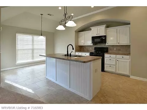 620 Trenton Dr, Fort Smith, AR 72901 photo 6