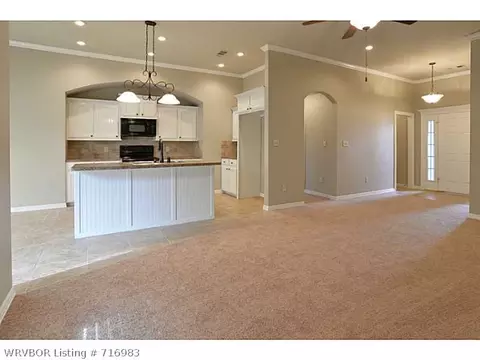620 Trenton Dr, Fort Smith, AR 72901 photo 8