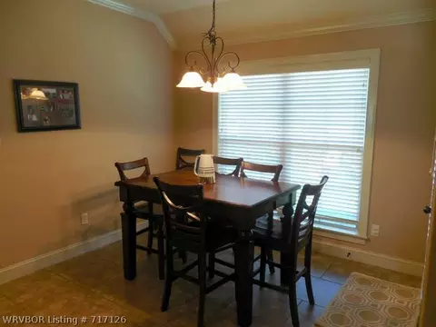 5611 Williamson Pl, Fort Smith, AR 72916 photo 9