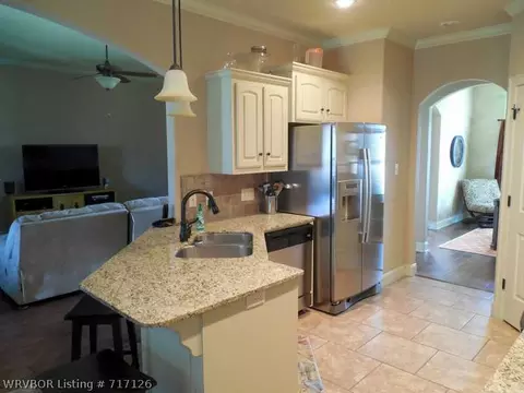 5611 Williamson Pl, Fort Smith, AR 72916 photo 8
