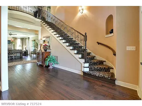 12007 Ridgefield Dr, Fort Smith, AR 72916 photo 3