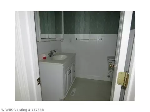 205 13th St, Barling, AR 72923 photo 10