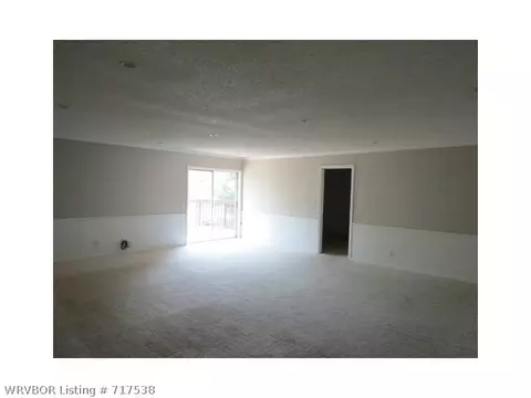 205 13th St, Barling, AR 72923 photo 6