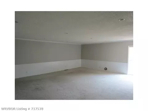 205 13th St, Barling, AR 72923 photo 7