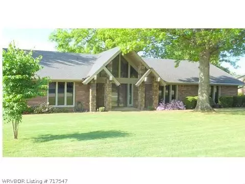 9112 Royal Ridge Dr, Fort Smith, AR 72903 photo 1