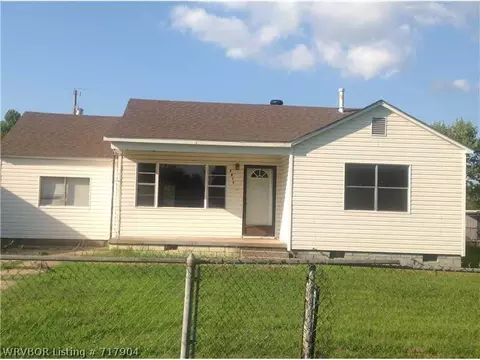 4015 N Johnson St, Fort Smith, AR 72904 photo 1