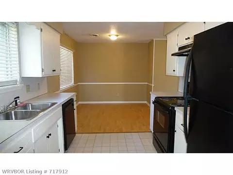 9413 Enid St, Fort Smith, AR 72903 photo 5