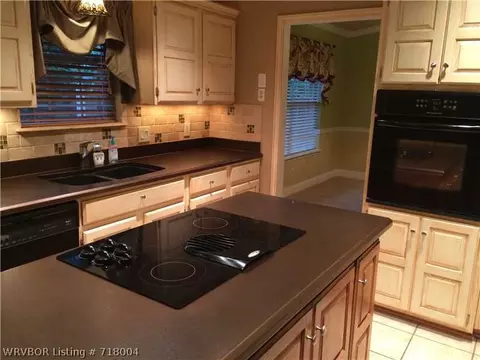10513 Inverness St, Fort Smith, AR 72908 photo 3