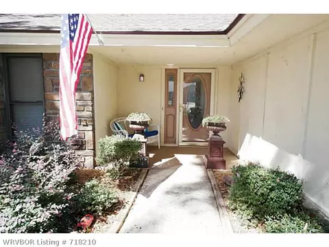 8700 Harvard Dr, Fort Smith, AR 72908 photo 2