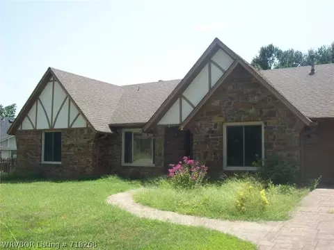 8206 Valley Forge Rd, Fort Smith, AR 72903 photo 1