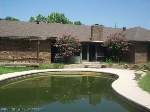 8206 Valley Forge Rd, Fort Smith, AR 72903 photo 3