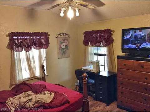 43811 Earls Rd, Howe, OK 74940 photo 9