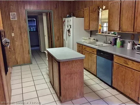 43811 Earls Rd, Howe, OK 74940 photo 5