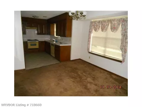 9116 S 30th St, Fort Smith, AR 72908 photo 2