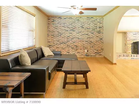 3017 S 40 St, Fort Smith, AR 72903 photo 2