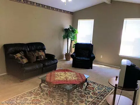 123 Commanche Loop, Roland, OK 74954 photo 6
