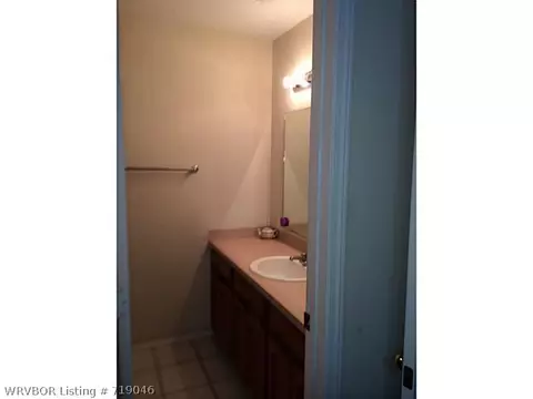 123 Commanche Loop, Roland, OK 74954 photo 10