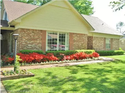 5918 S Carthage St, Fort Smith, AR 72903 photo 2