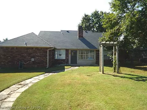 1800 Oakview Dr, Lavaca, AR 72941 photo 8
