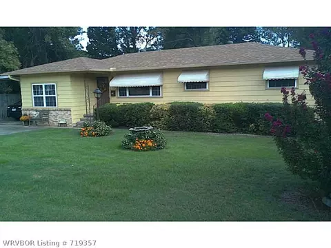 4715 S 30th St, Fort Smith, AR 72901 photo 1